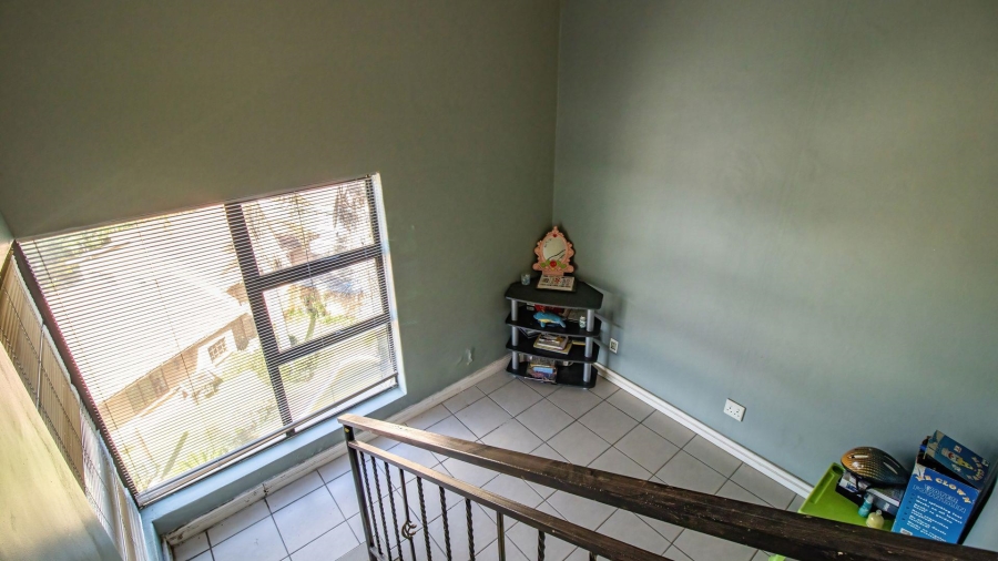 4 Bedroom Property for Sale in Northcliff Gauteng
