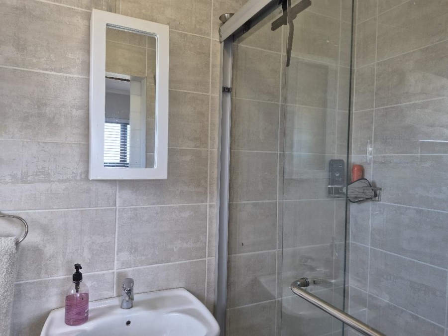 2 Bedroom Property for Sale in Lilianton Gauteng