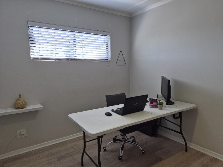 2 Bedroom Property for Sale in Lilianton Gauteng