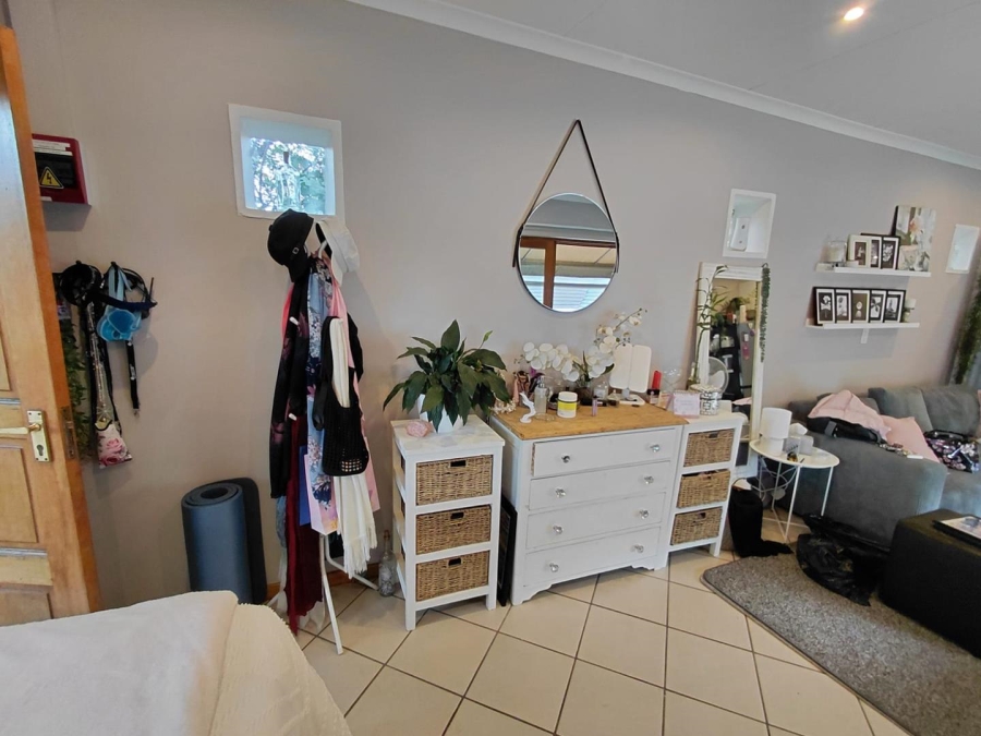 To Let 0 Bedroom Property for Rent in Robindale Gauteng