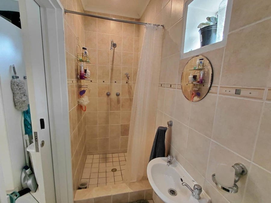 To Let 0 Bedroom Property for Rent in Robindale Gauteng