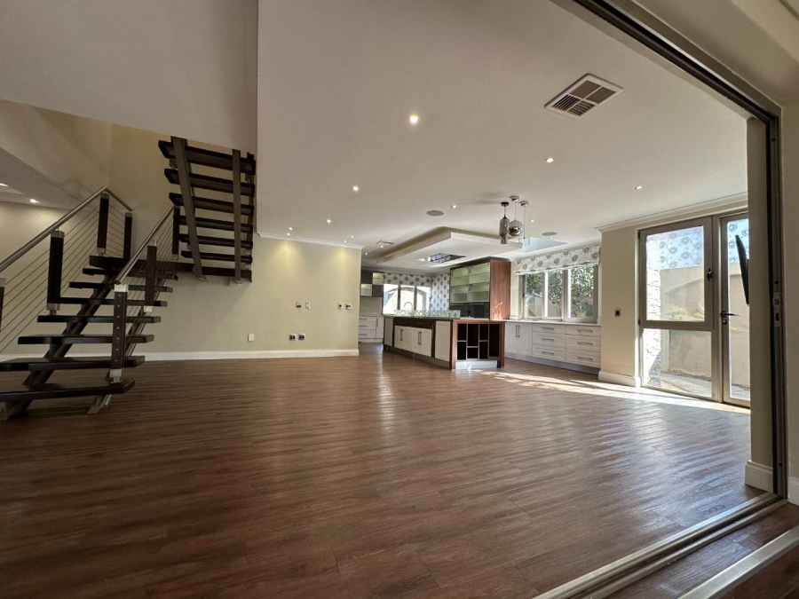 4 Bedroom Property for Sale in Blue Valley Golf Estate Gauteng