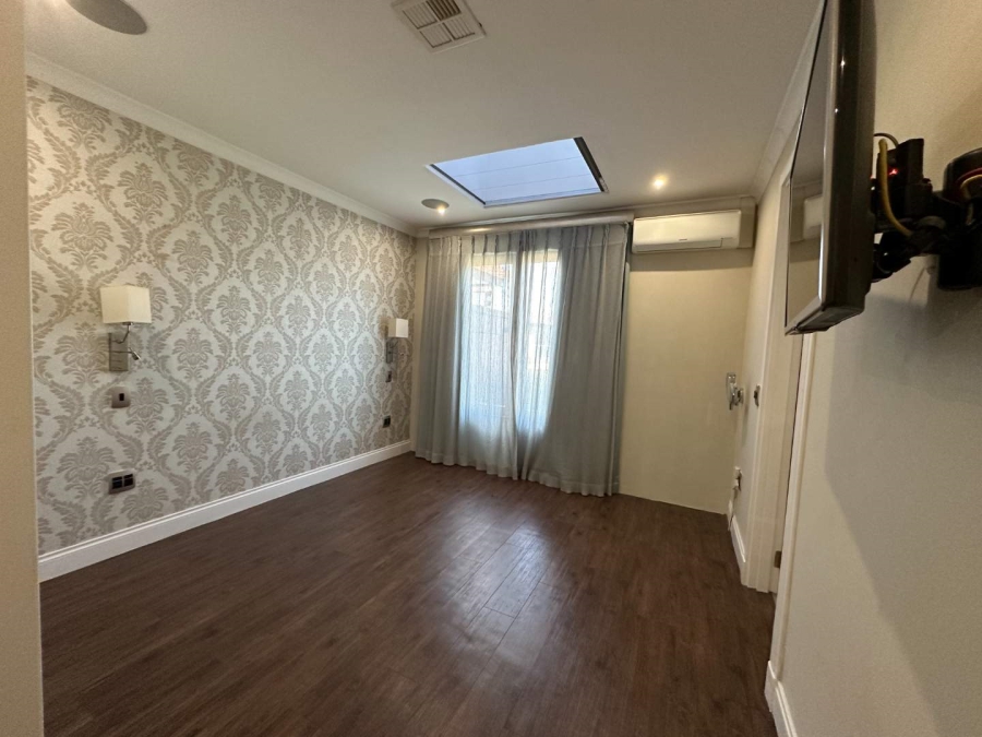 4 Bedroom Property for Sale in Blue Valley Golf Estate Gauteng