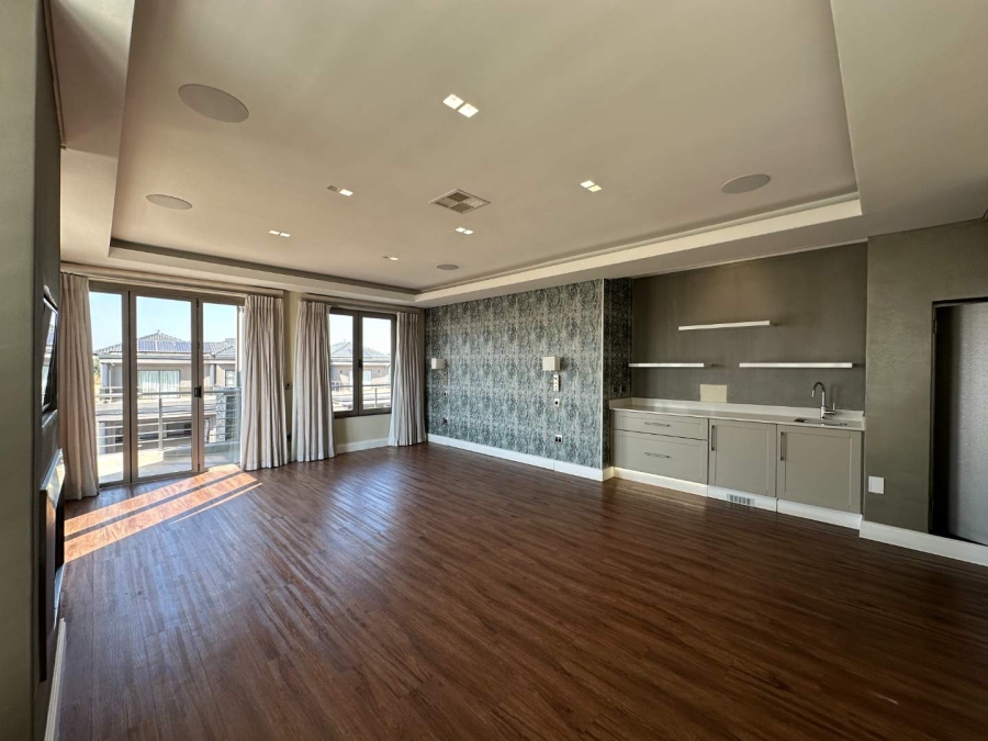 4 Bedroom Property for Sale in Blue Valley Golf Estate Gauteng