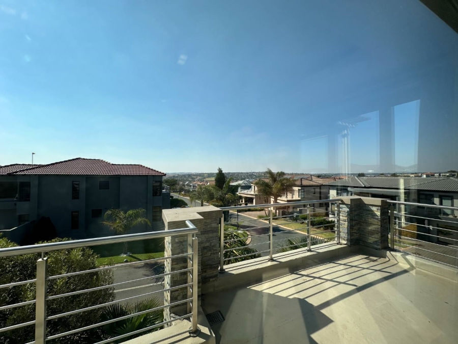 4 Bedroom Property for Sale in Blue Valley Golf Estate Gauteng