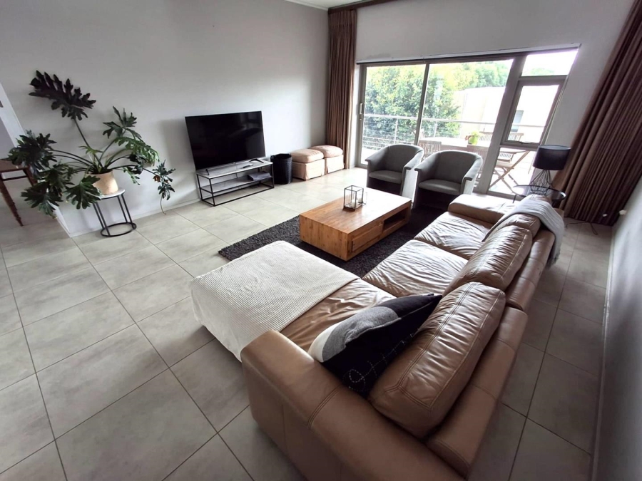 To Let 3 Bedroom Property for Rent in Oaklands Gauteng