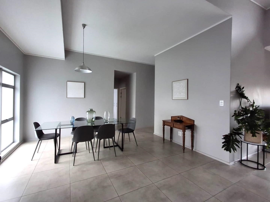 To Let 3 Bedroom Property for Rent in Oaklands Gauteng