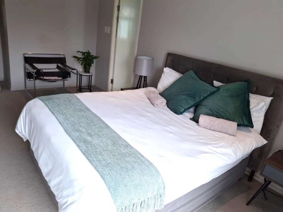 To Let 3 Bedroom Property for Rent in Oaklands Gauteng