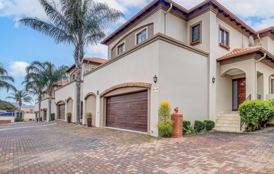 3 Bedroom Property for Sale in Glenvista Gauteng