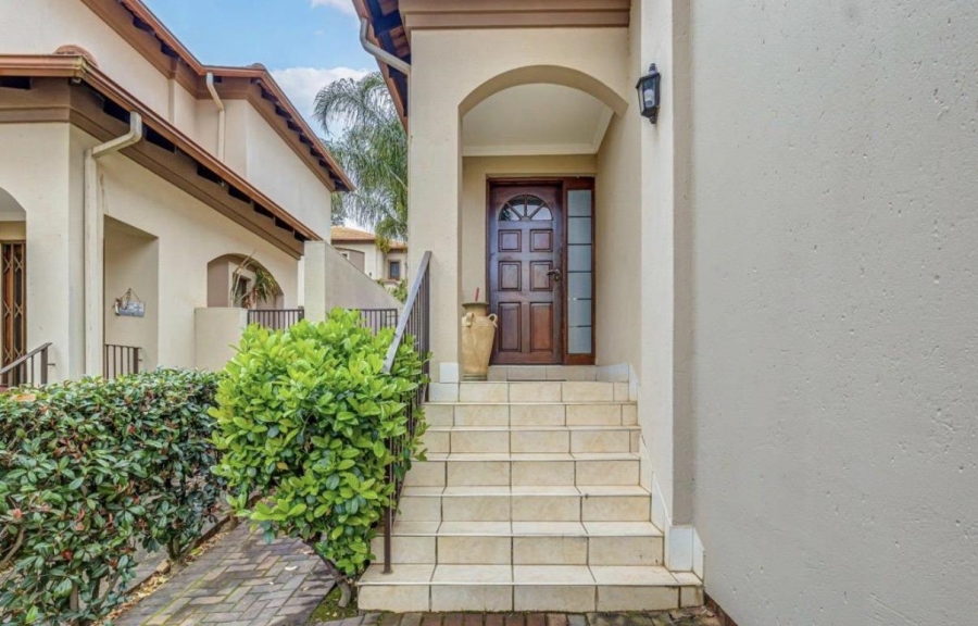 3 Bedroom Property for Sale in Glenvista Gauteng