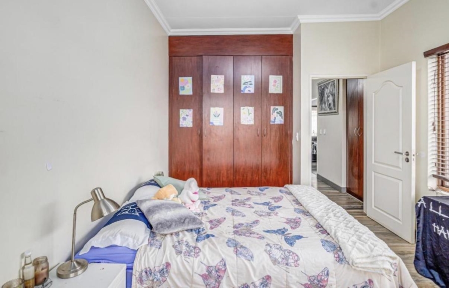 3 Bedroom Property for Sale in Glenvista Gauteng
