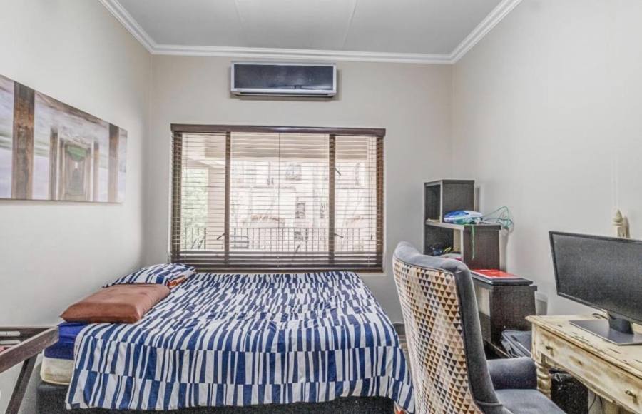 3 Bedroom Property for Sale in Glenvista Gauteng