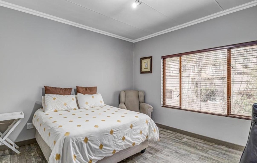 3 Bedroom Property for Sale in Glenvista Gauteng