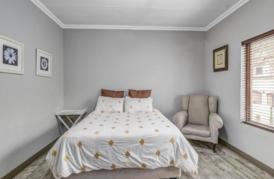 3 Bedroom Property for Sale in Glenvista Gauteng