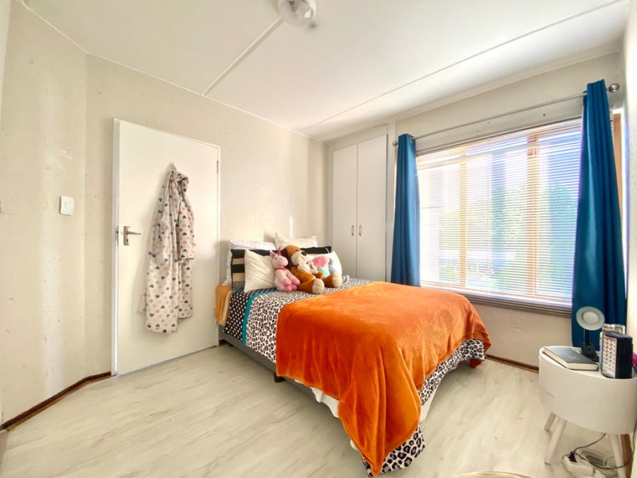 1 Bedroom Property for Sale in Morningside Gauteng