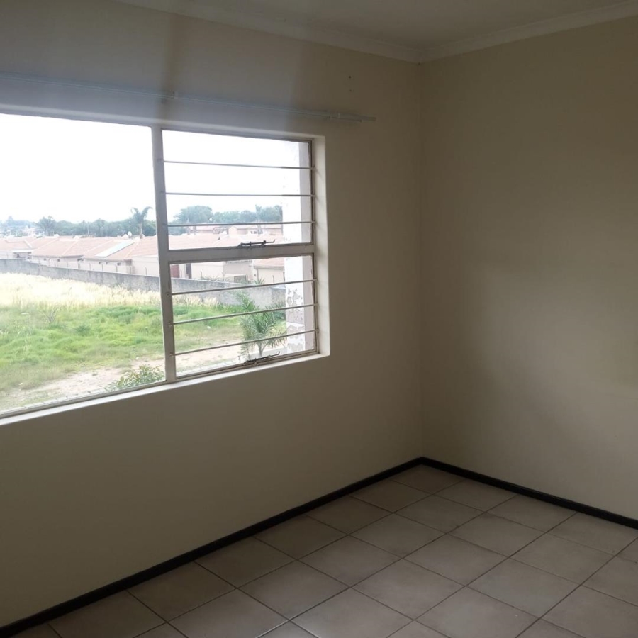 2 Bedroom Property for Sale in Bardene Gauteng