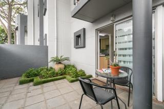 To Let 1 Bedroom Property for Rent in Sandown Gauteng