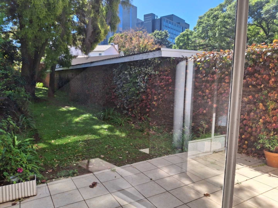 2 Bedroom Property for Sale in Sandown Gauteng