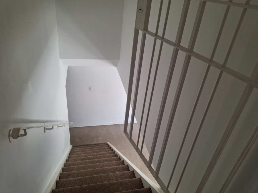 2 Bedroom Property for Sale in Sandown Gauteng