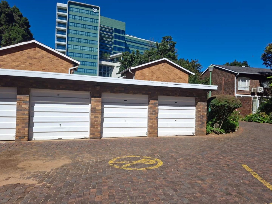 2 Bedroom Property for Sale in Sandown Gauteng