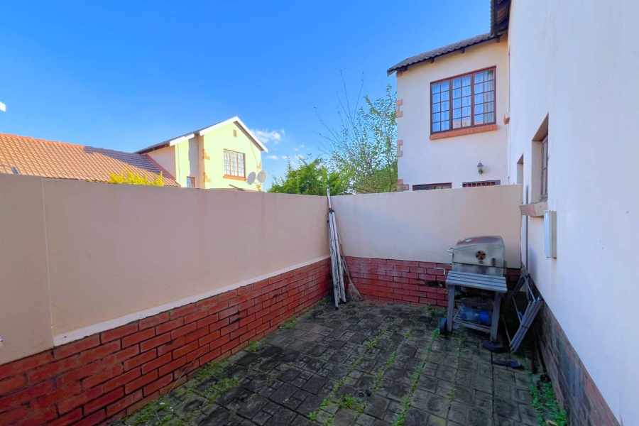 To Let 3 Bedroom Property for Rent in Montana Gauteng