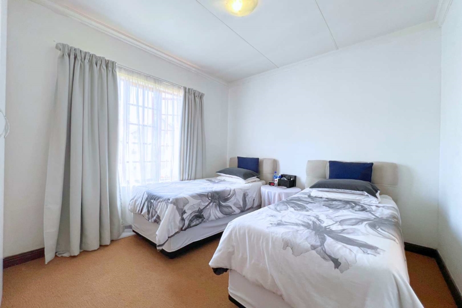 2 Bedroom Property for Sale in Montana Gauteng