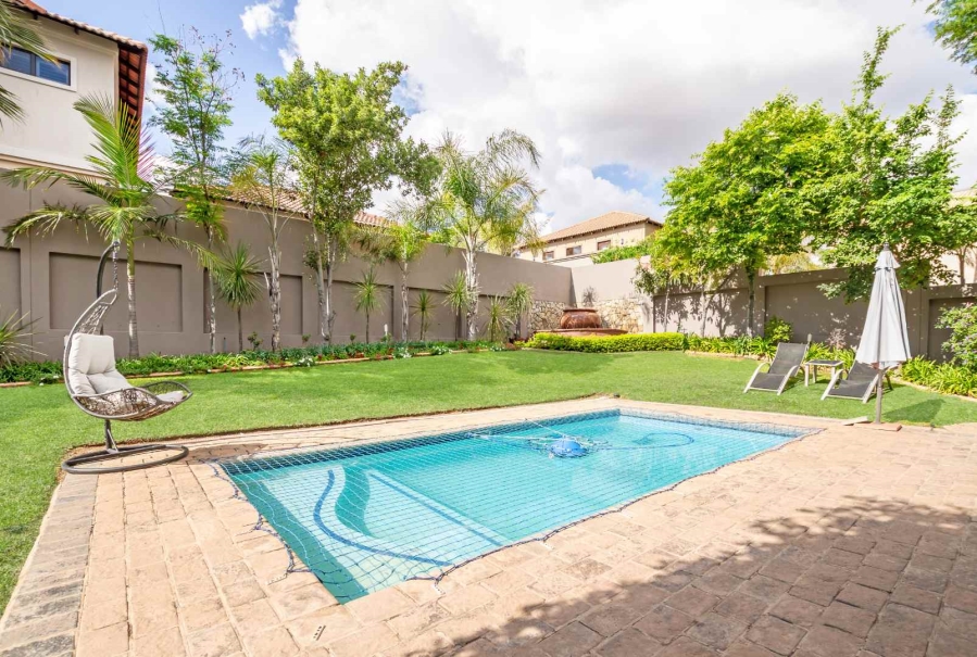 To Let 4 Bedroom Property for Rent in Dainfern Valley Gauteng