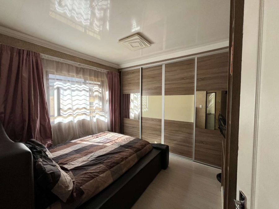 3 Bedroom Property for Sale in Roodekop Gauteng