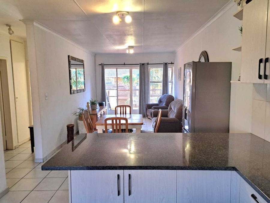 2 Bedroom Property for Sale in Ravenswood Gauteng