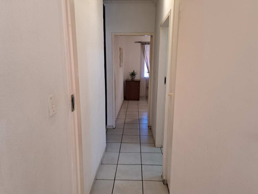 2 Bedroom Property for Sale in Ravenswood Gauteng