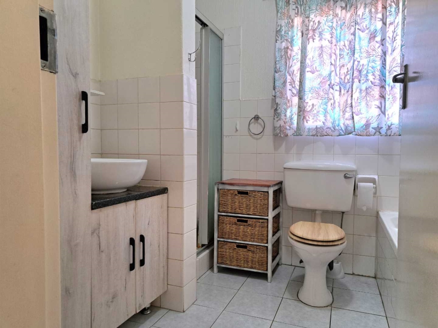 2 Bedroom Property for Sale in Ravenswood Gauteng
