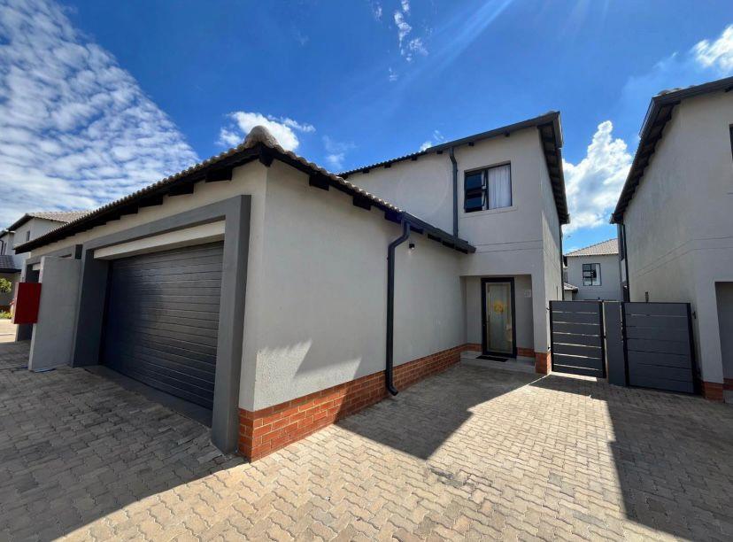 To Let 3 Bedroom Property for Rent in Montana Tuine Gauteng