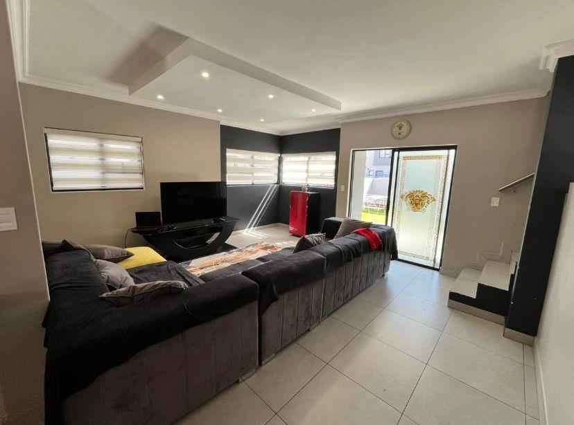 To Let 3 Bedroom Property for Rent in Montana Tuine Gauteng