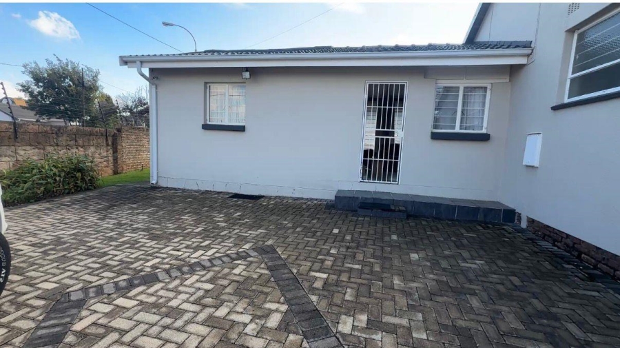 3 Bedroom Property for Sale in Discovery Gauteng