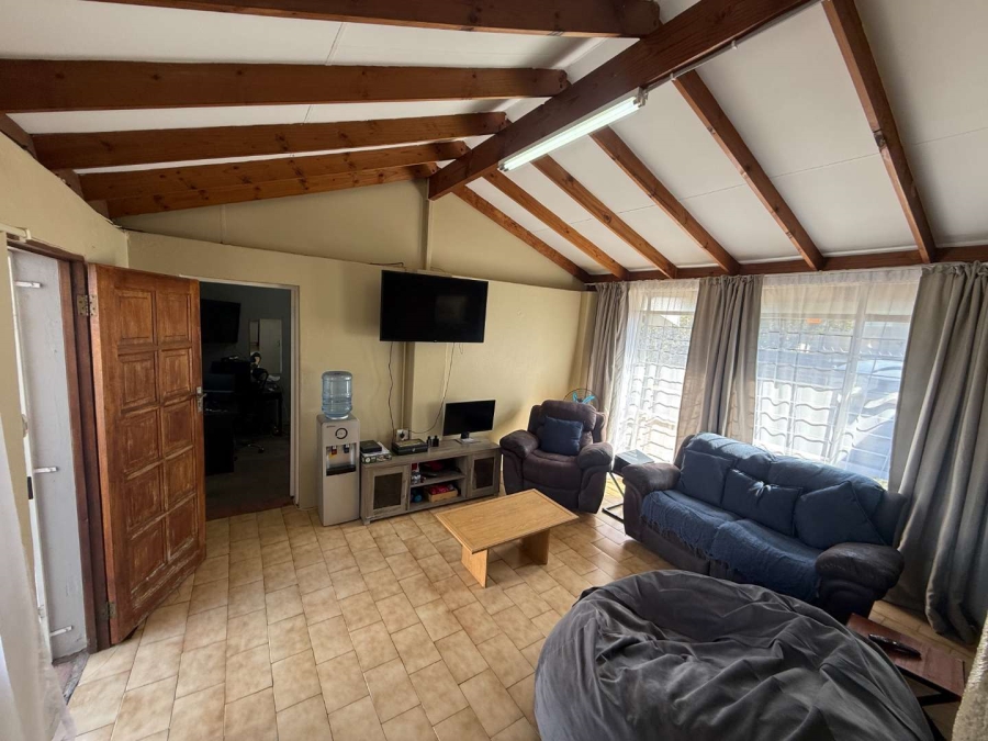 3 Bedroom Property for Sale in Discovery Gauteng