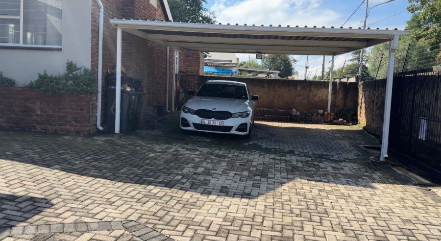 3 Bedroom Property for Sale in Discovery Gauteng