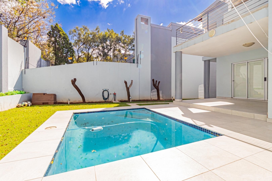4 Bedroom Property for Sale in Ferndale Gauteng