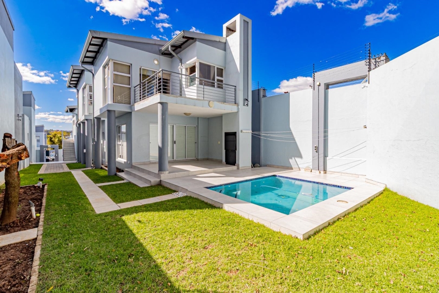 4 Bedroom Property for Sale in Ferndale Gauteng