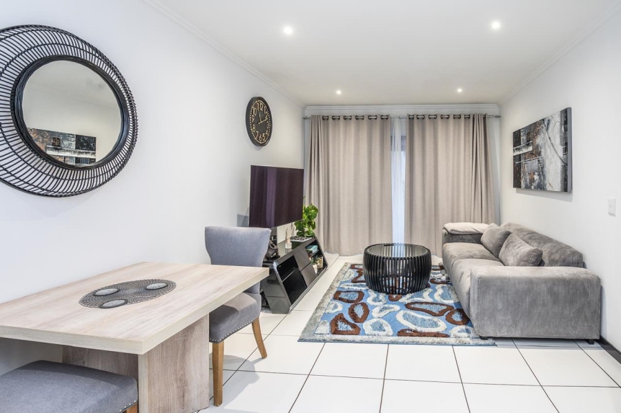 To Let 1 Bedroom Property for Rent in Lonehill Gauteng