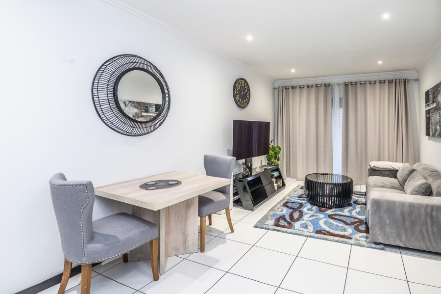 To Let 1 Bedroom Property for Rent in Lonehill Gauteng