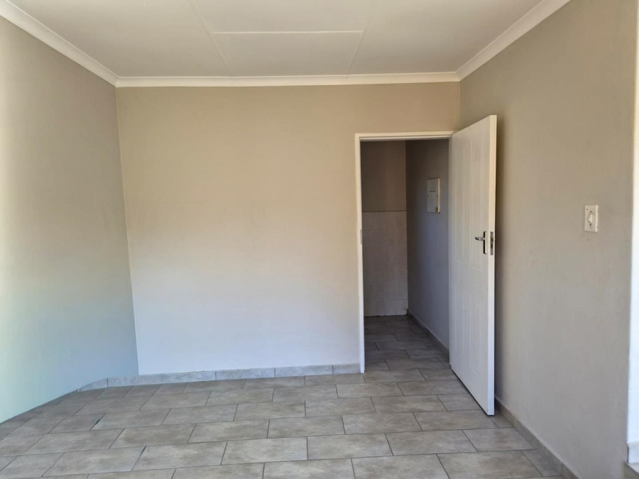 To Let 3 Bedroom Property for Rent in Eldoraigne Gauteng