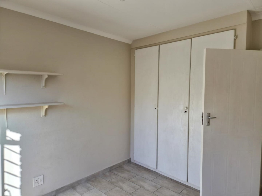 To Let 3 Bedroom Property for Rent in Eldoraigne Gauteng