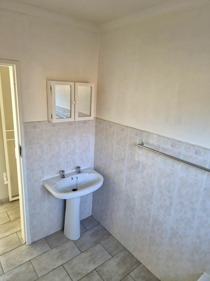 To Let 3 Bedroom Property for Rent in Eldoraigne Gauteng