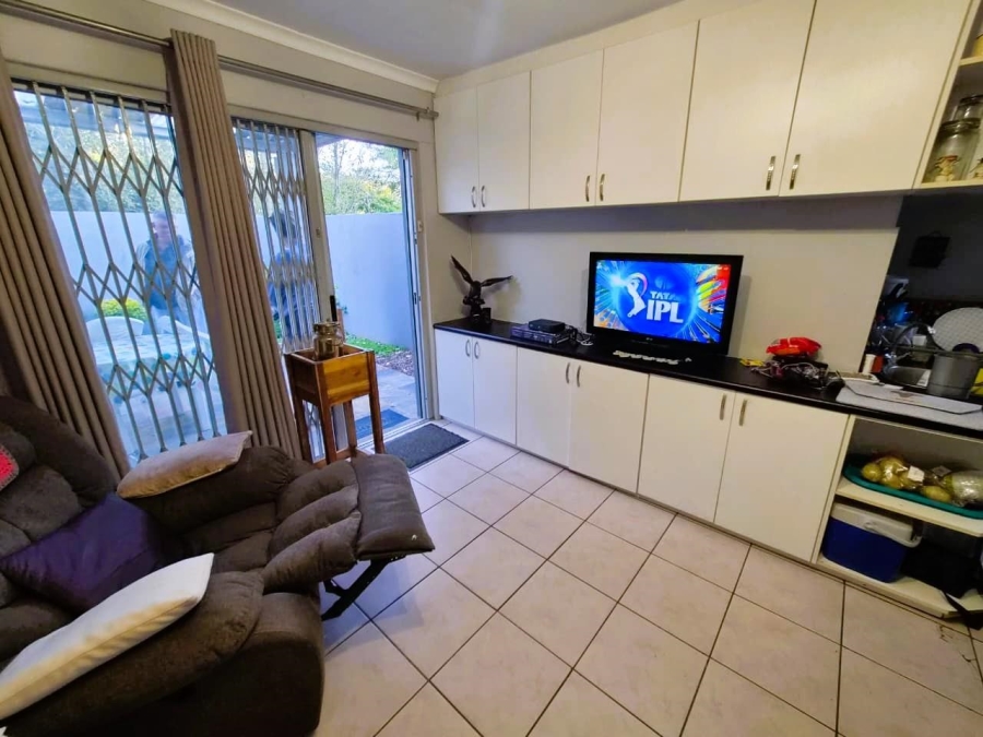 To Let 1 Bedroom Property for Rent in Rietondale Gauteng