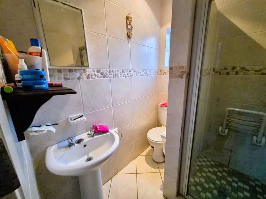 To Let 1 Bedroom Property for Rent in Rietondale Gauteng