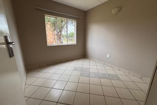 2 Bedroom Property for Sale in Protea Glen Gauteng