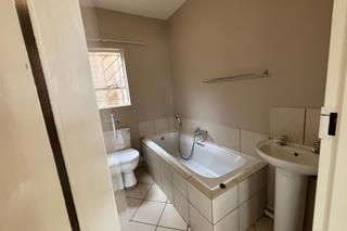2 Bedroom Property for Sale in Protea Glen Gauteng