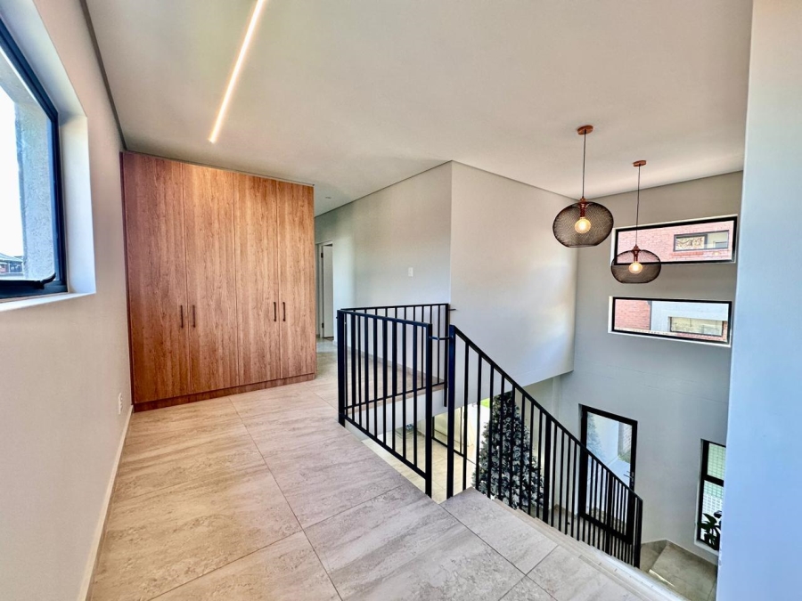 To Let 4 Bedroom Property for Rent in Midrand Gauteng