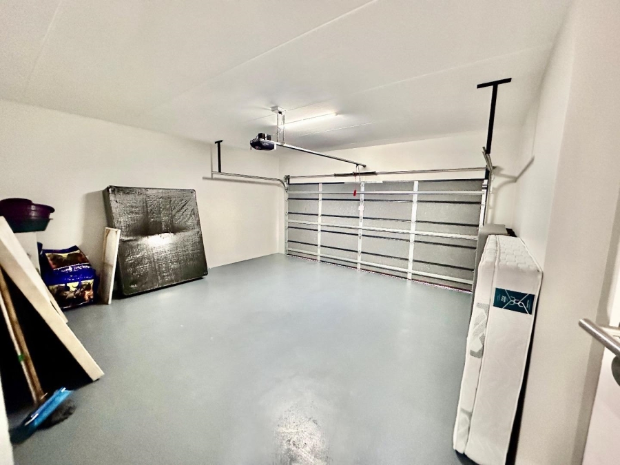 To Let 4 Bedroom Property for Rent in Midrand Gauteng