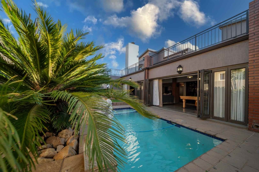 6 Bedroom Property for Sale in Ebotse Golf Estate Gauteng